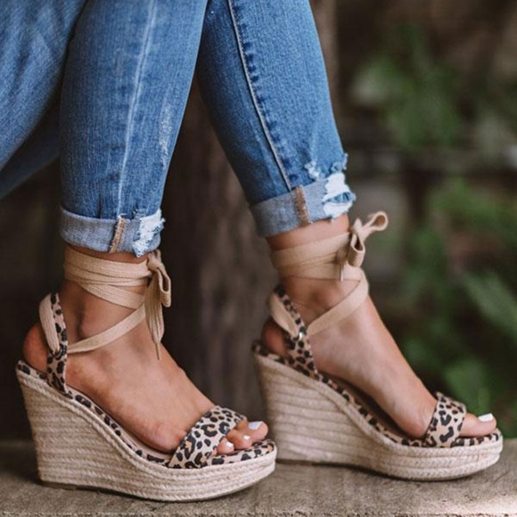 Delicious Shoes - SZ 10 Cheetah Ankle Wrap Espadrille Wedge Sandals